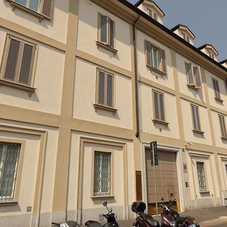 Luxury 1 Bedroom Navigli Loft Milão Exterior foto